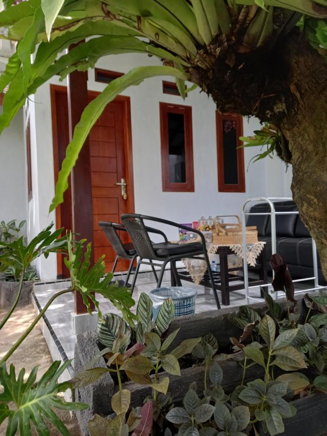 Juda Homestay Banyuwangi  Kültér fotó